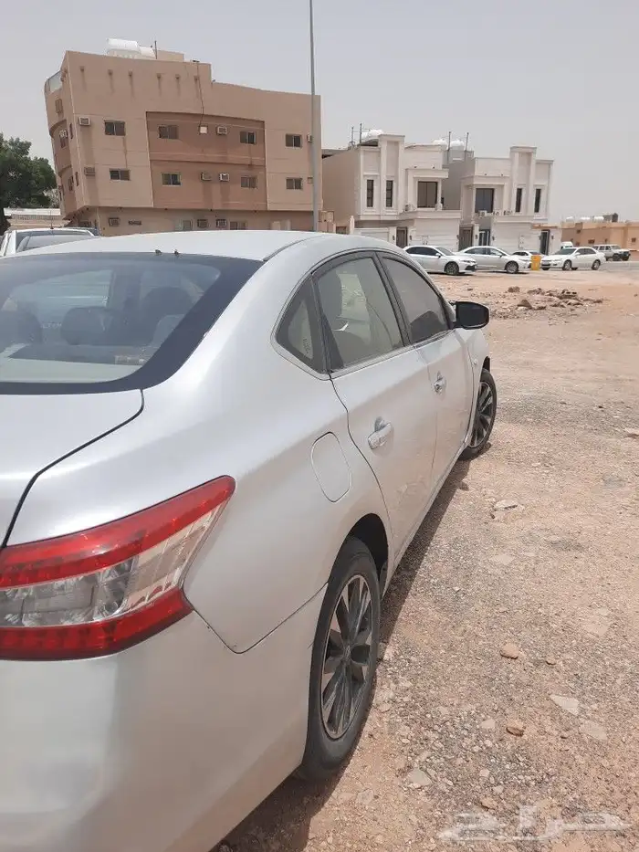 للبيع أوالبدل نيسان سنترا موديل 2015 1