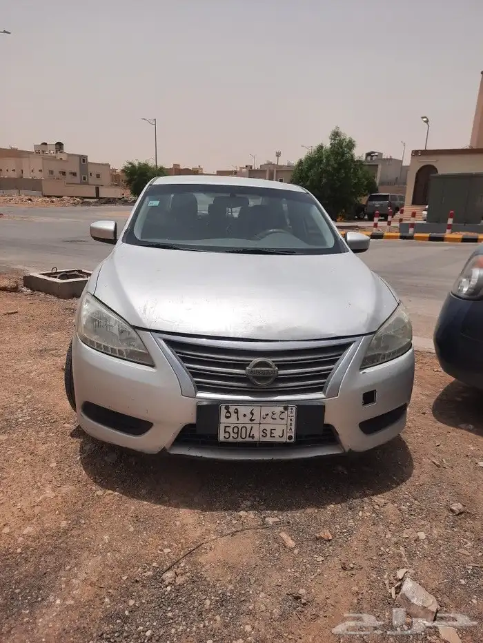 للبيع أوالبدل نيسان سنترا موديل 2015 5