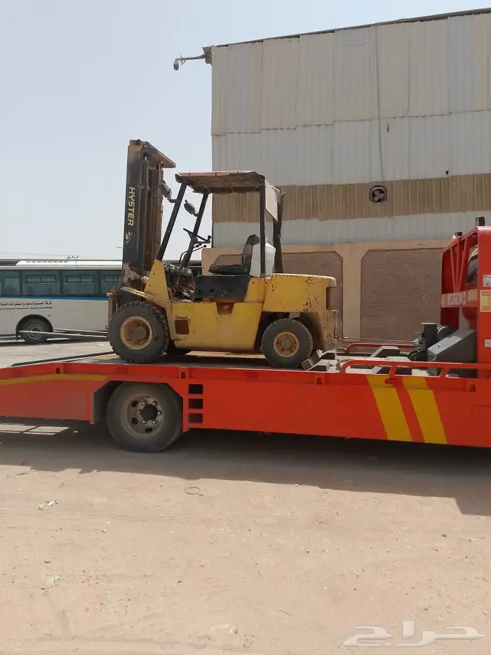 Forklift rental  download and upload trailer Al-Muzahmiya 0