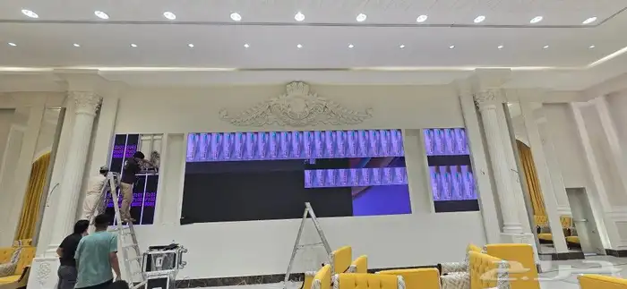 بيع وتركيب شاشات الدعاية والاعلان 2