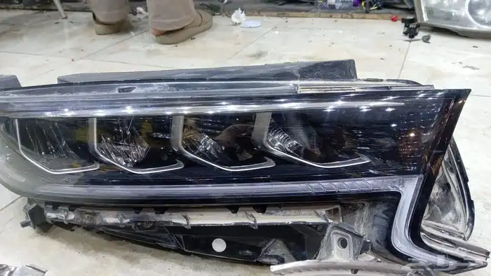 شمعة كادينزا 2021 اصلي وكشافات 1