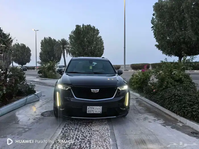 للبيع كاديلاك 2020 XT6 وارد الجميح 4