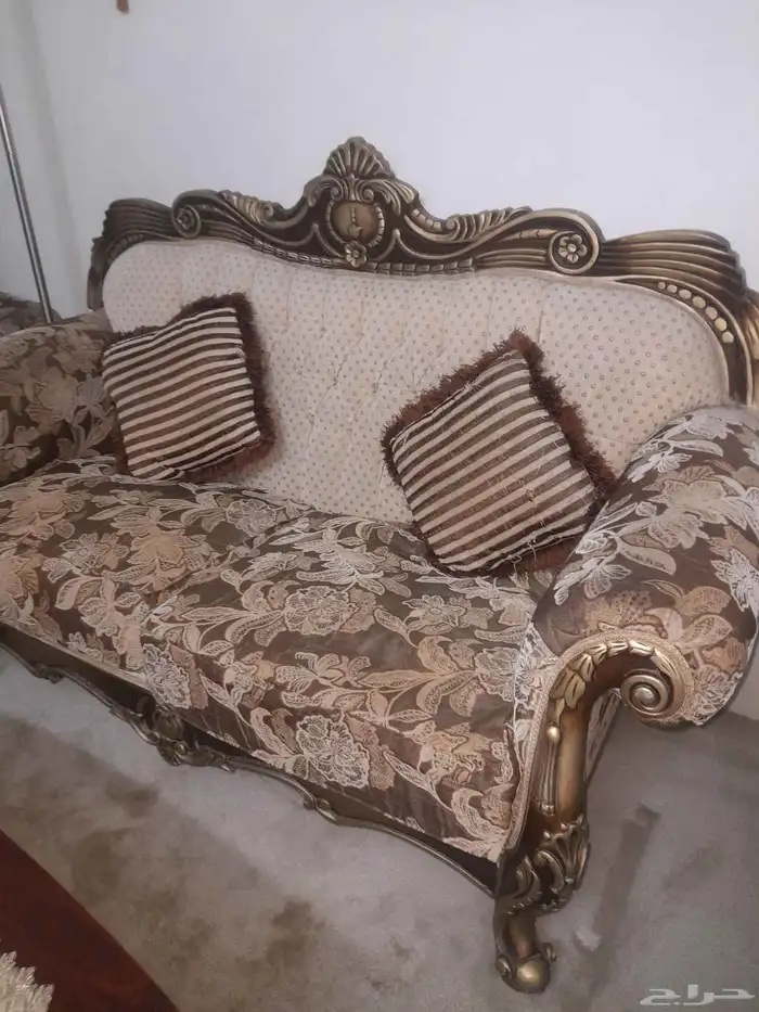 طقم كنب مستعمل للبيع 5