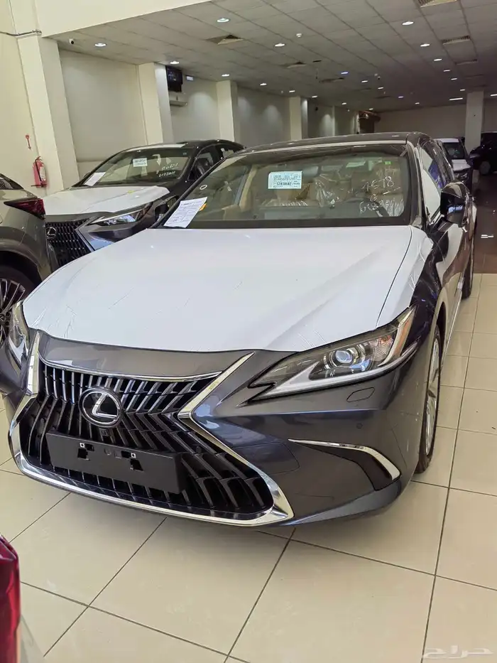 ليكزس اي اس 350 CC موديل 2025 2