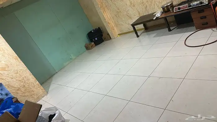 سكن شركات التوصيل مع حواش مناسب لدبابات 0