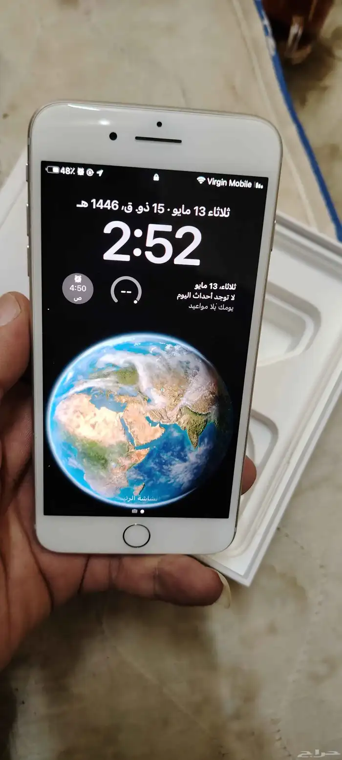 ايفون 8بلس وكاله ما انفك موجود بحي الرمال 3