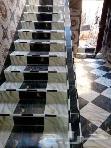 مبلط جميع انواع البلاط ارضيات جدران رخام درج بندورة ترويبه 2