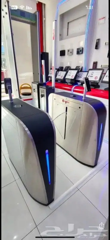 بوابة زراع دخول وخروج الموظفين بوابة دوارة 0