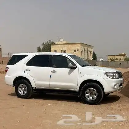 TOYOTA FORTUNER 2011 manual 0
