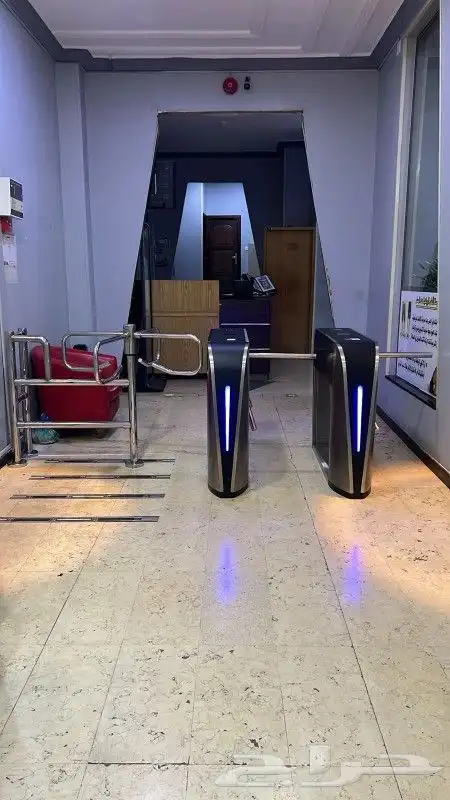 بوابة زراع دخول وخروج الموظفين بوابة دوارة 5