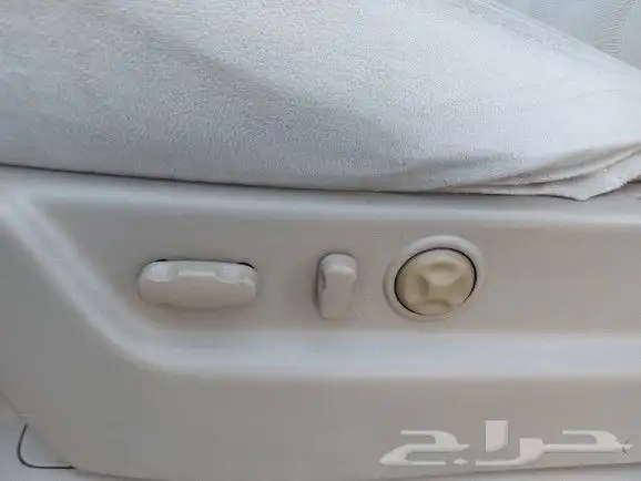 جمس 2009 SLT الجميح تم البيع تم البيع 32
