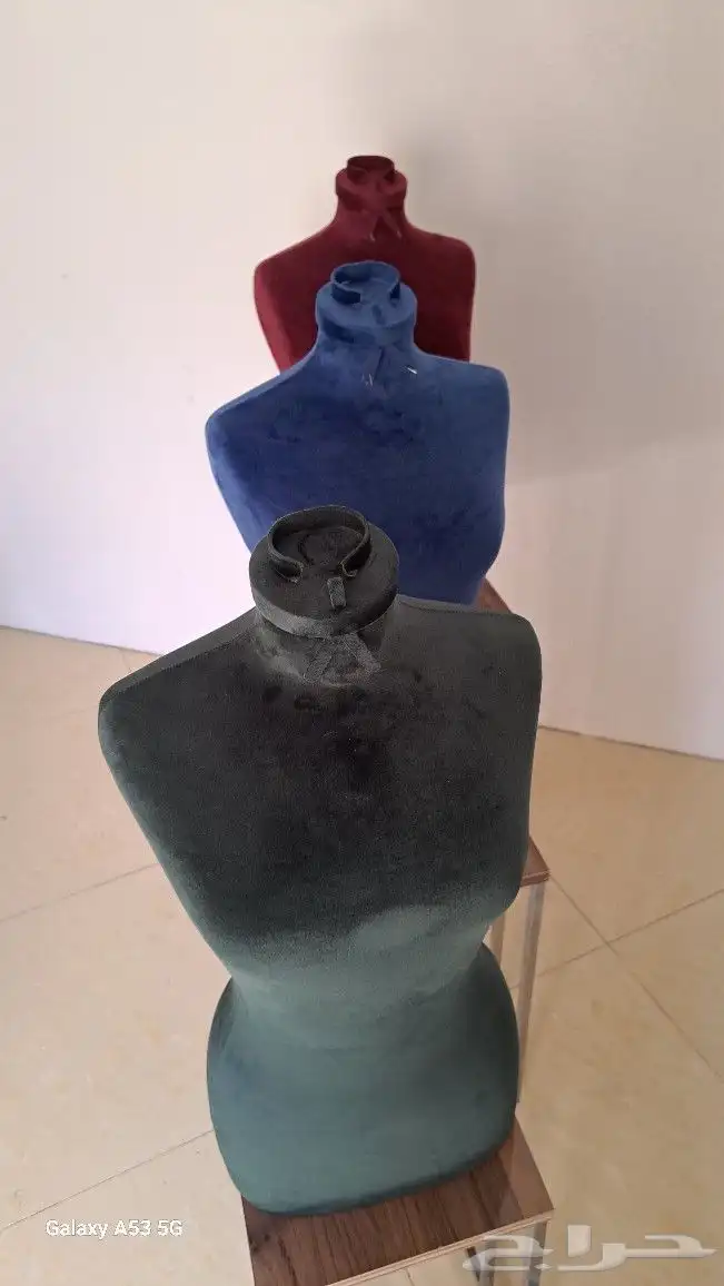 مانيكان نسائي بطول 68 سم بالوان مختلفه 2