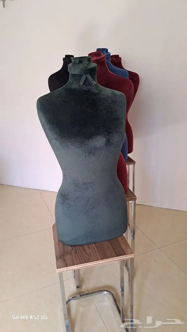 مانيكان نسائي بطول 68 سم بالوان مختلفه 9