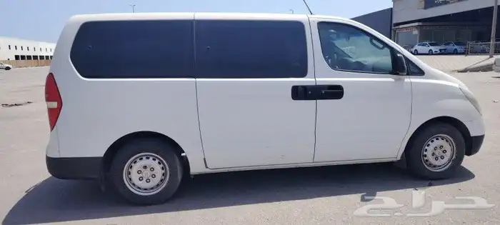 هيونداي h1 2011 6