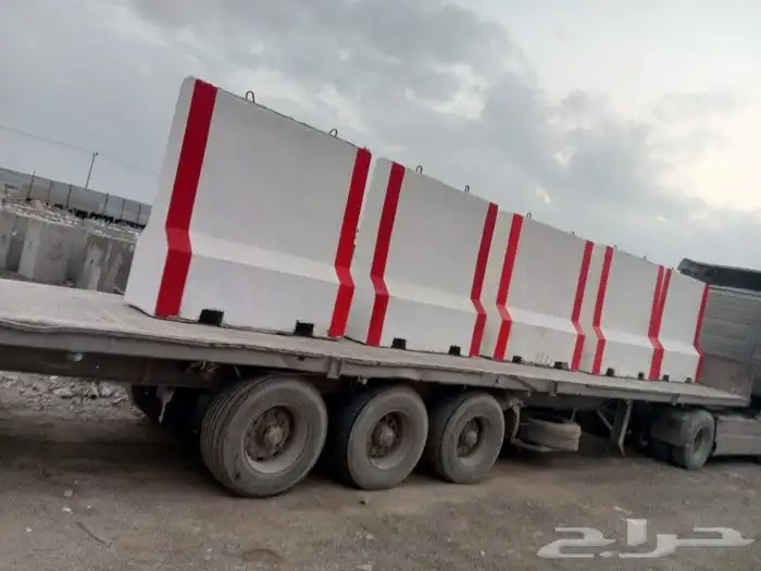 حواجز خرسانيه وزينة حدائق 2