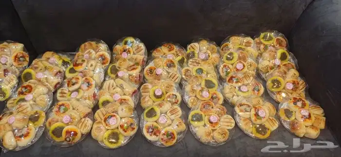 مخبوزات الجود هشة و طريه 9