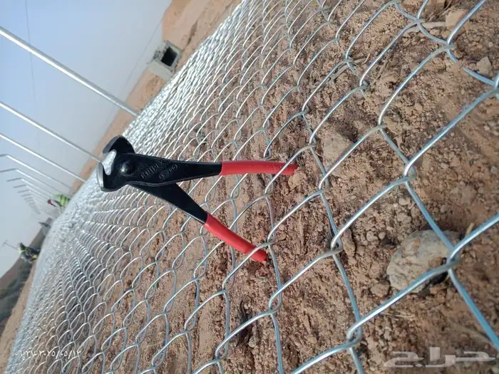 توريد وتوركيب شبوك   شبوك سياج   شبوك طرق   شبوك مزارع 8