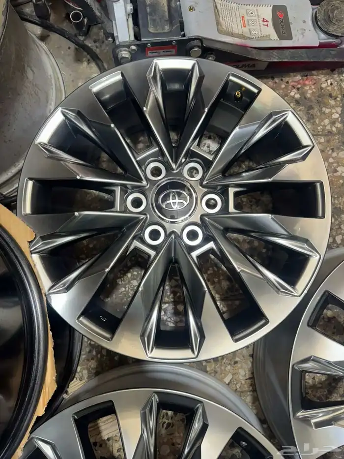 لاندكروزر جيب 2024 1