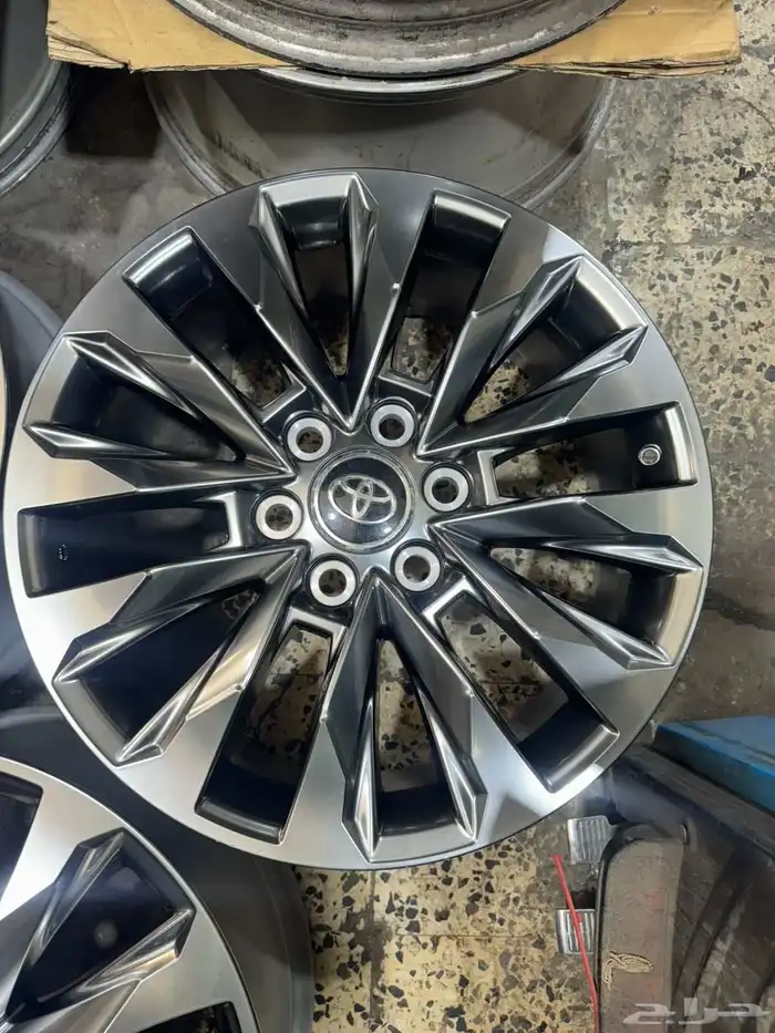 لاندكروزر جيب 2024 3