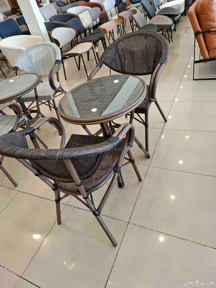 كراسي وطاولات خارجيه وداخليه 8