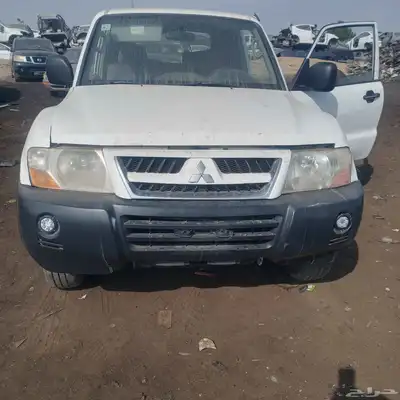 باجيرو ربع بيع قطع غيار تشليح فقط بمنطقه الحمدانيه في جده 0