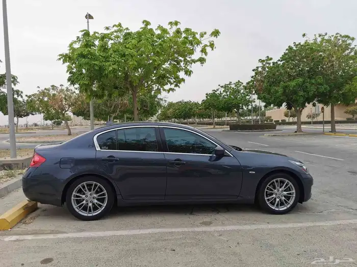انفنيتي g37 2009 6