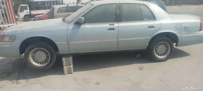 فور ماركيز 2002 وجهيه وخلفيه وكاله مكينه قير علي الضمان 1