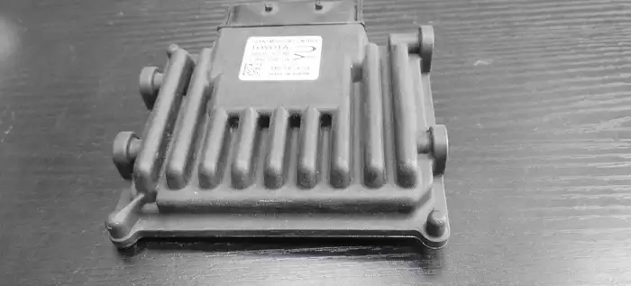 كمبيوتر تحكم الارسال كورولا 2020 1