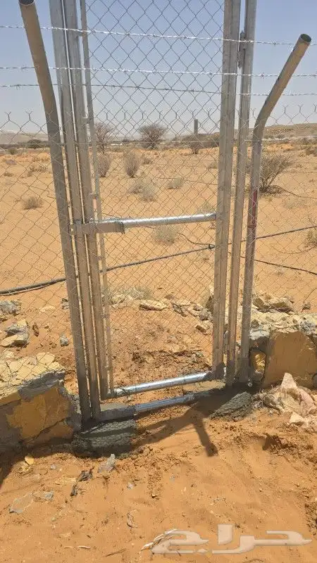 نقوم بتركيب جميع انواع شبوك المجلفن والعايدي والسياج الامني 0