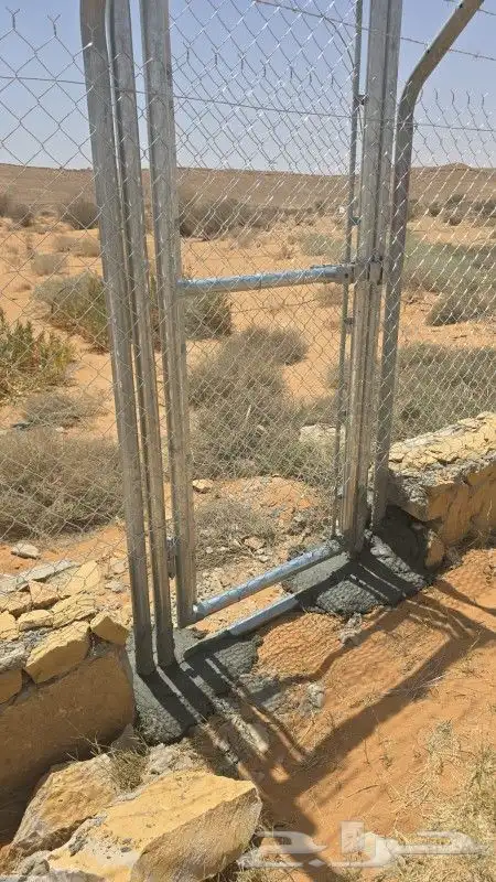 نقوم بتركيب جميع انواع شبوك المجلفن والعايدي والسياج الامني 2