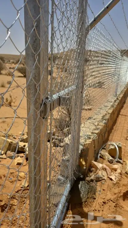 نقوم بتركيب جميع انواع شبوك المجلفن والعايدي والسياج الامني 1