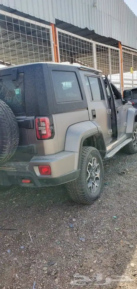 تشليح بايق او بايك صيني BAIC BJ40C موديل 2023 جيب توصل وتس 8