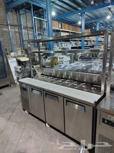 معدات مطاعم ومخابز وحلويات و كافيهات مستخدم   للتوا 0