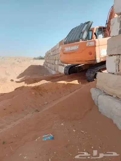 نقوم بتوريد أنخيل وغرسه وتنفيذ بنا حجر الطبيعي تسوير المزراع 8