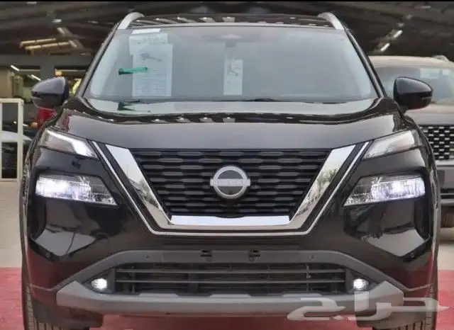 نيسان اكس تريل SV. 2025 كاش وتقسيط 0