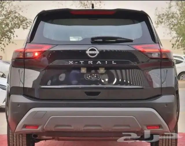 نيسان اكس تريل SV. 2025 كاش وتقسيط 4