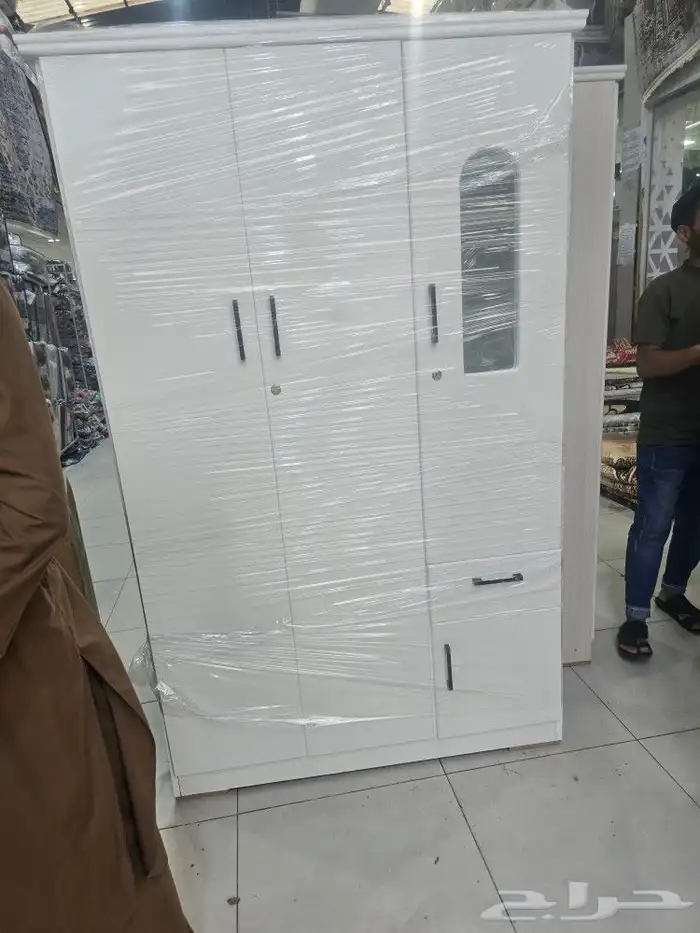 زبائننا الكرام يوجد لدينا سراير حديد وخشب لحافات ومخدات 4