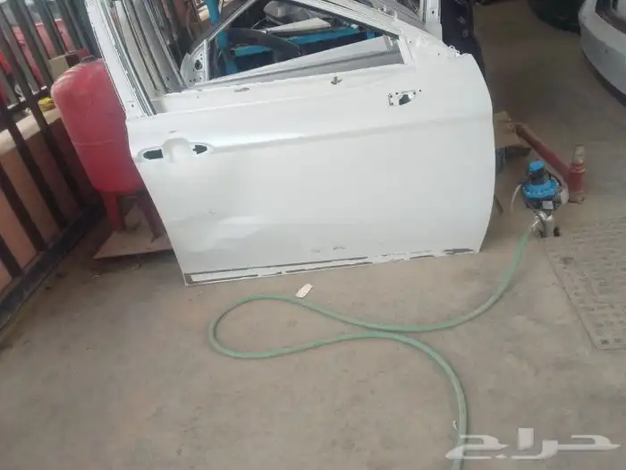 صدام كامري لون ابيض استاندار 2025قطع تيوتا ابواب كامري ابواب 1