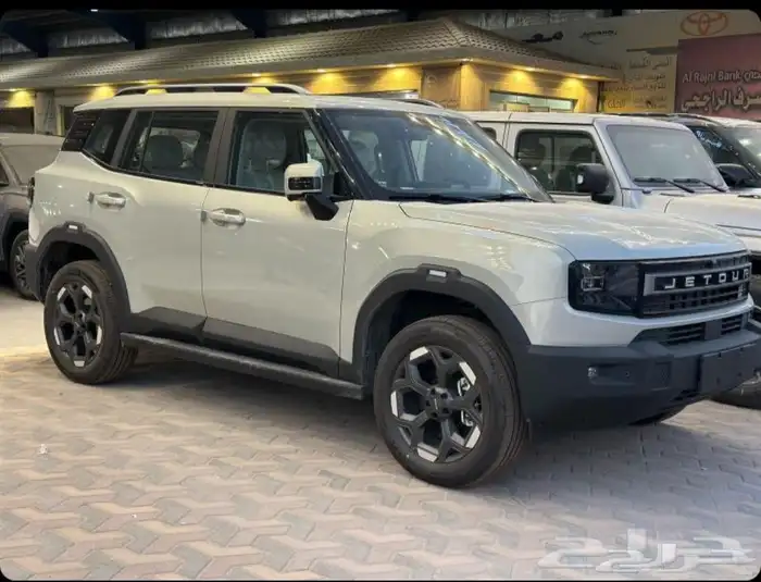 جيتور T1 لاكجري 2025 2