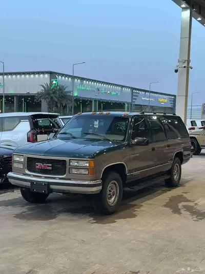 GMC سوبربان موديل 1996 2