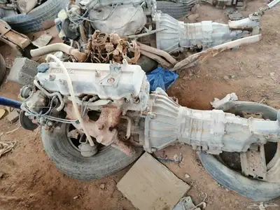مكينة تايوتا 22R مع القير بحائل 2