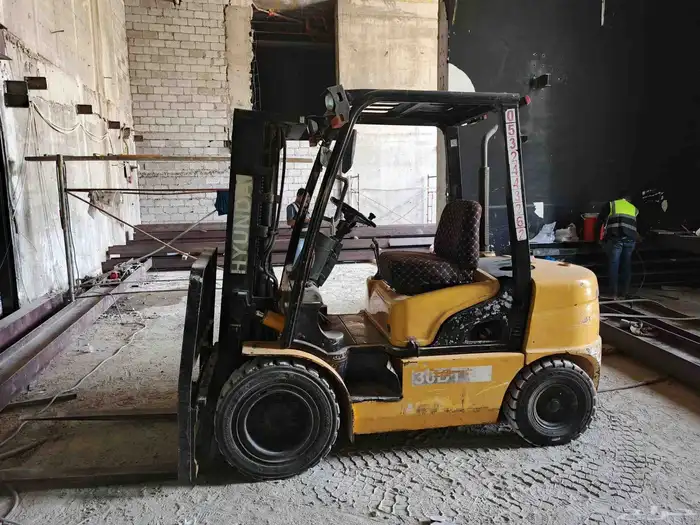 رافعه شوكيه سكين فوركليفت للايجار في جده 0