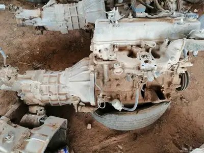 مكينة تايوتا 22R مع القير بحائل 3
