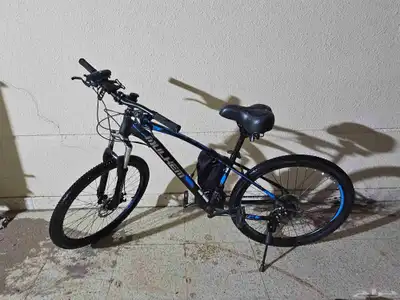 دراجة رياضية نظيفة 0