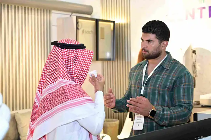 مصور معارض احترافي 3