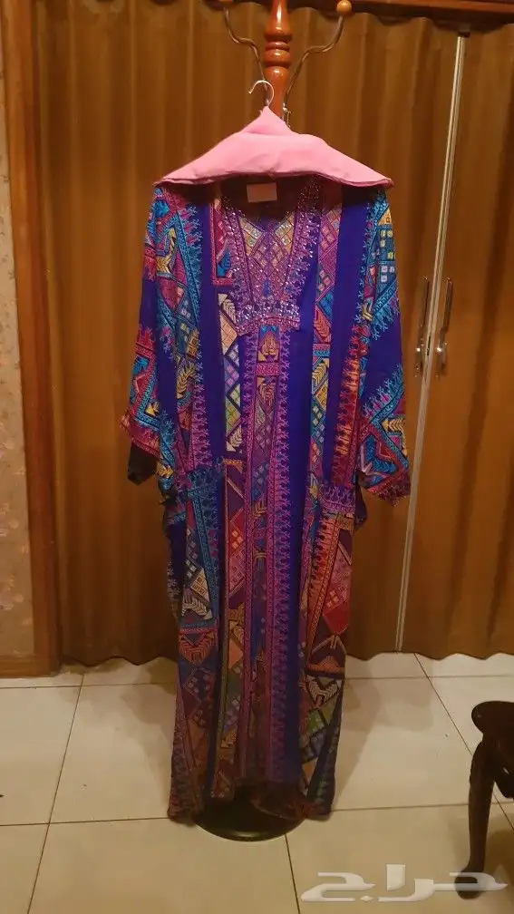 عبايه مع فستان فاخر من الامارات 2