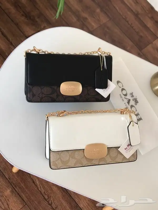 يوجد لدينا جميع انوع الشنط جمله وقطاعي 7