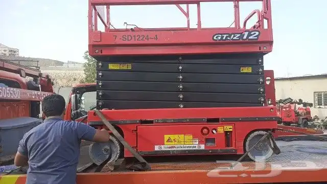 Caesar Lift  Man Lift and Forklift for rent 1