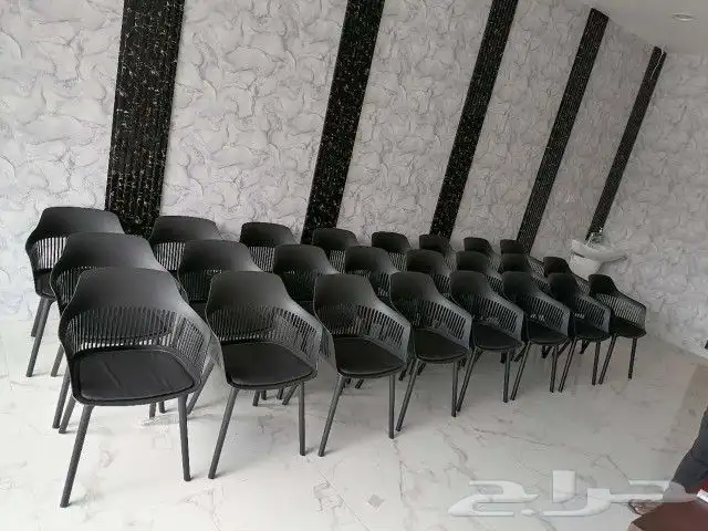 كراسي وطاولات 0