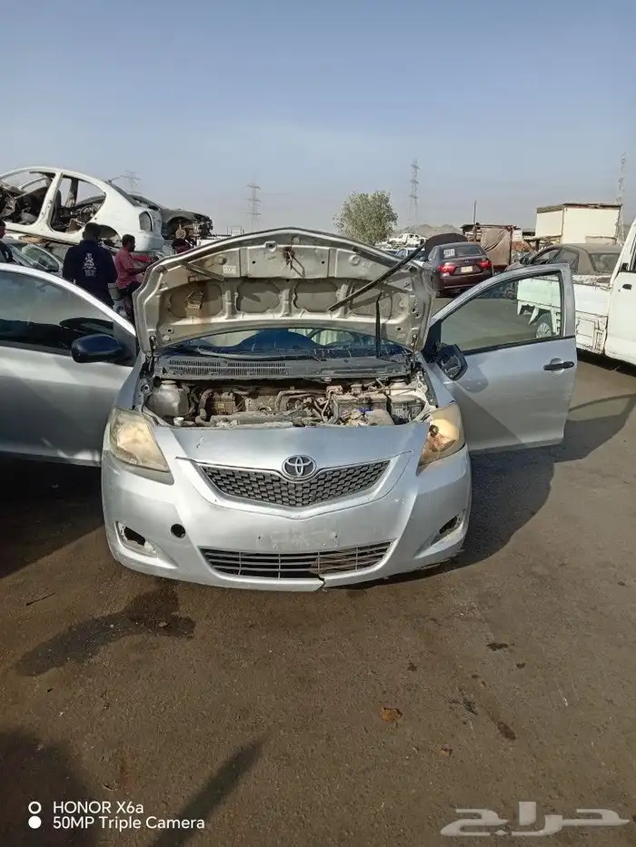 تايوتا يارس 2011 تشليح قطع غيار 1